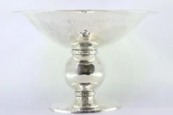 Best Pamono Fruit Bowl Centerpiece in Hammered Silver