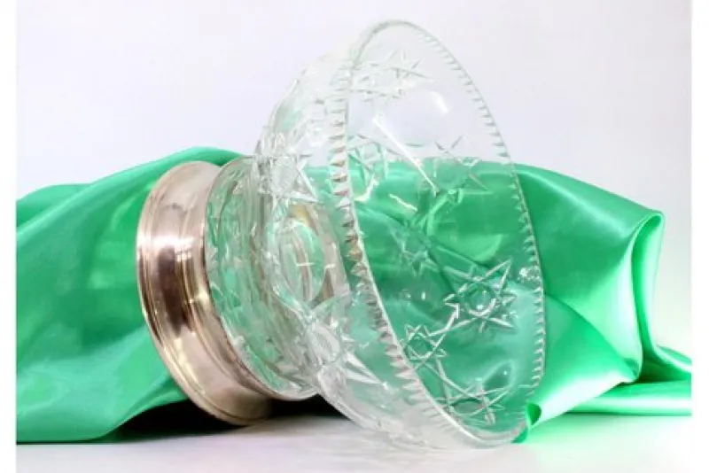 Pamono Fruit Bowl in Cut Glass> Bowls