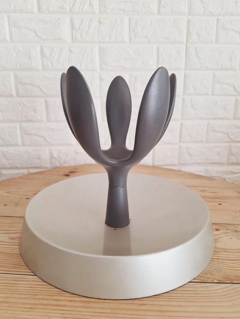 Pamono Fruit Mamma Platter by Stefano Giovannoni for Alessi, 1990s> Serving Dishes