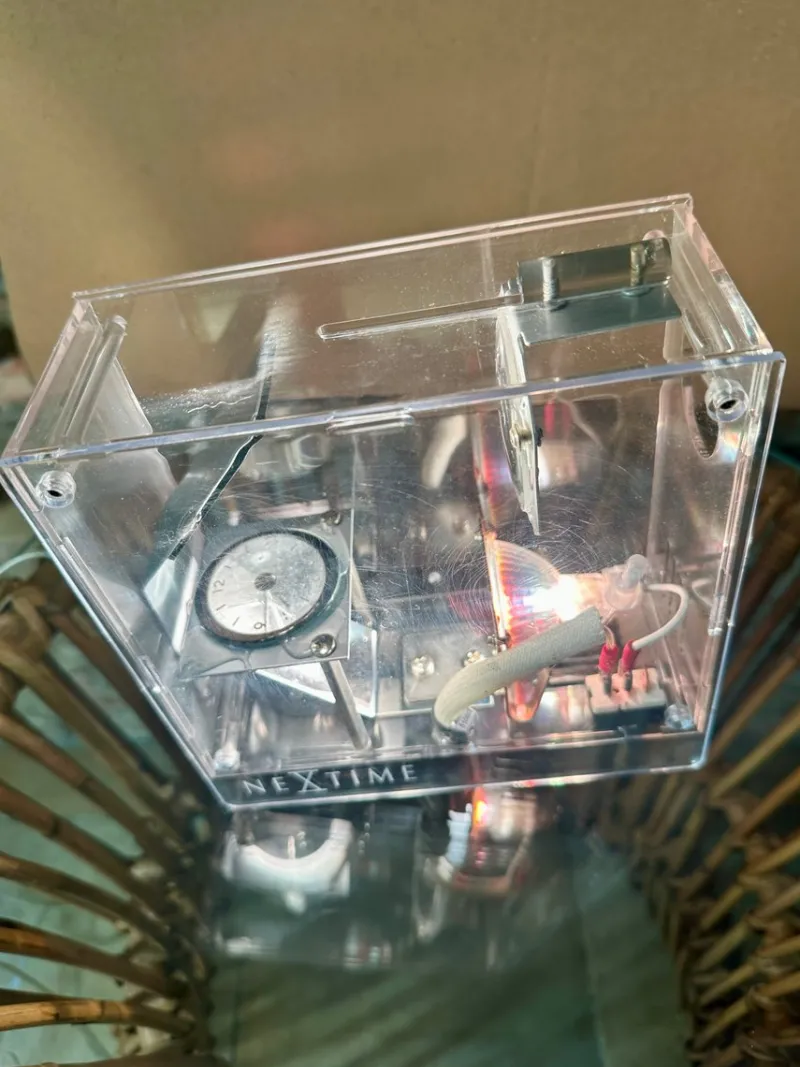 Pamono Futuristic Nextime Beamer Clock, 1980s> Clocks