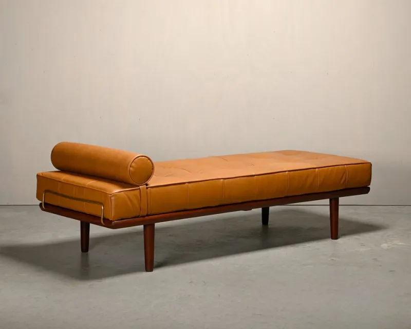 Pamono GE19 Daybed in Teak and Camel Leather by Hans J. Wegner for Getama, 1960s> Daybeds & Chaises Lounges