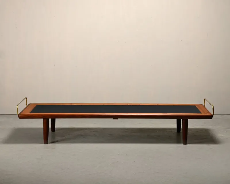 Pamono GE19 Daybed in Teak and Camel Leather by Hans J. Wegner for Getama, 1960s> Daybeds & Chaises Lounges