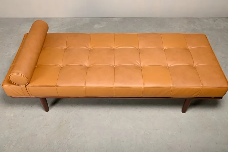 Pamono GE19 Daybed in Teak and Camel Leather by Hans J. Wegner for Getama, 1960s> Daybeds & Chaises Lounges