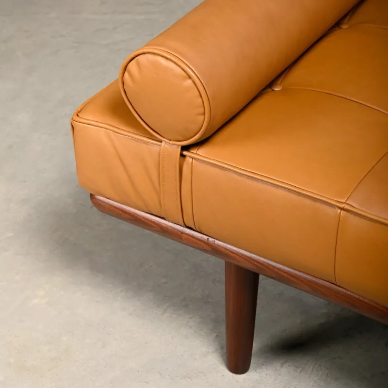 Pamono GE19 Daybed in Teak and Camel Leather by Hans J. Wegner for Getama, 1960s> Daybeds & Chaises Lounges