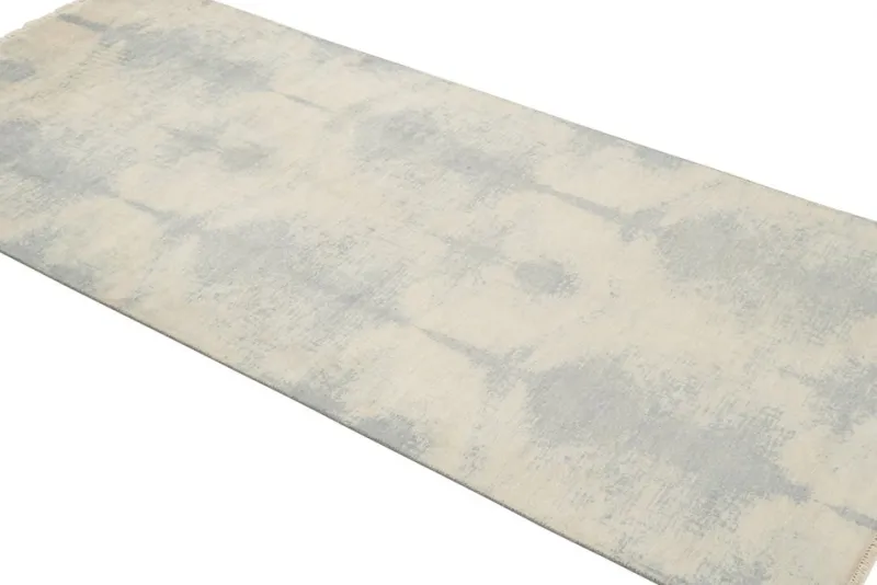 Pamono Geometric Ivory Blue Wool and Silk Runner from R&K Principal Jahanshah Nazmiyal> Carpets & Textiles|Carpets & Textiles
