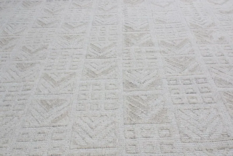 New Pamono Geometric Rug from R&K Principal Jahanshah Nazmiyal