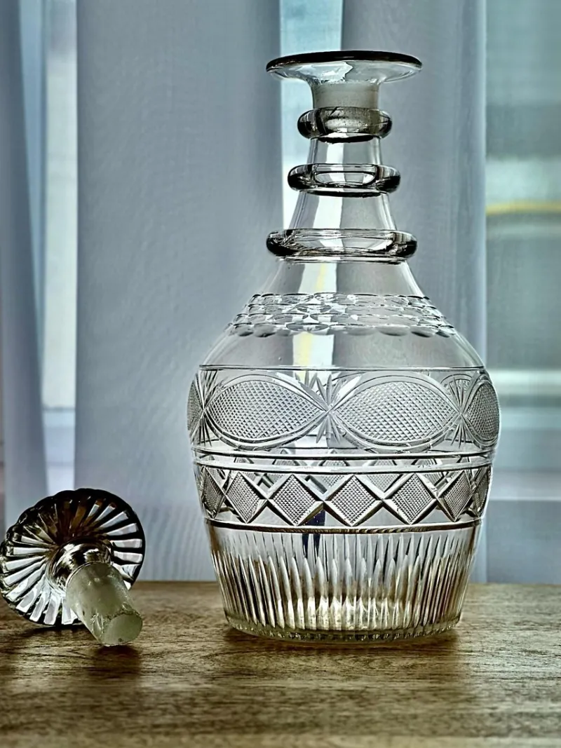 Pamono George III Anglo-Irish Crystal Cut Glass Decanter, 1825> Bottles, Carafes & Jugs