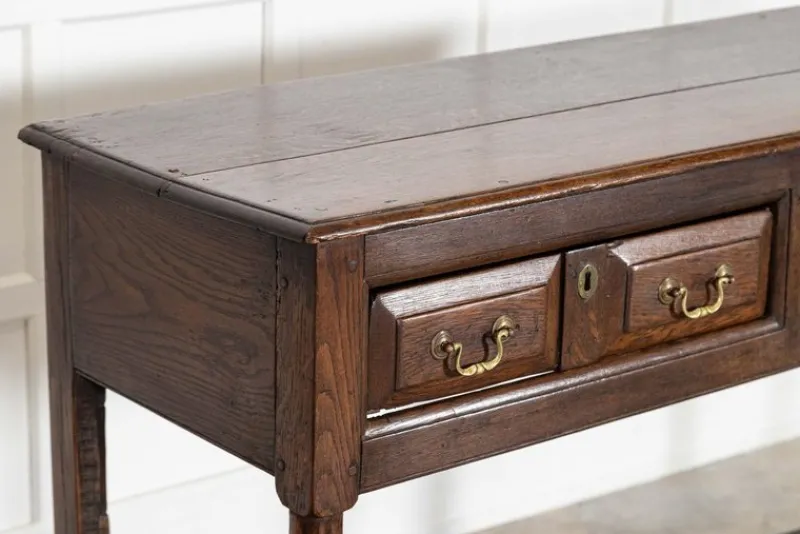 Pamono George III English Vernacular Oak Dresser Base, 1800> Dressers, Commodes & Chests
