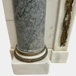 Outlet Pamono George III Marble and Ormolu Fireplace Mantel, 1780s