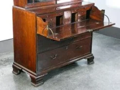 Sale Pamono George III Secretaire with Bookshelves, England, 1700s