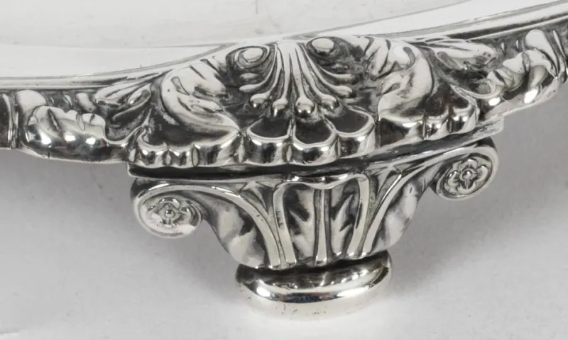 Pamono George III Sterling Silver Salver by Paul Storr, 1811> Serving Dishes