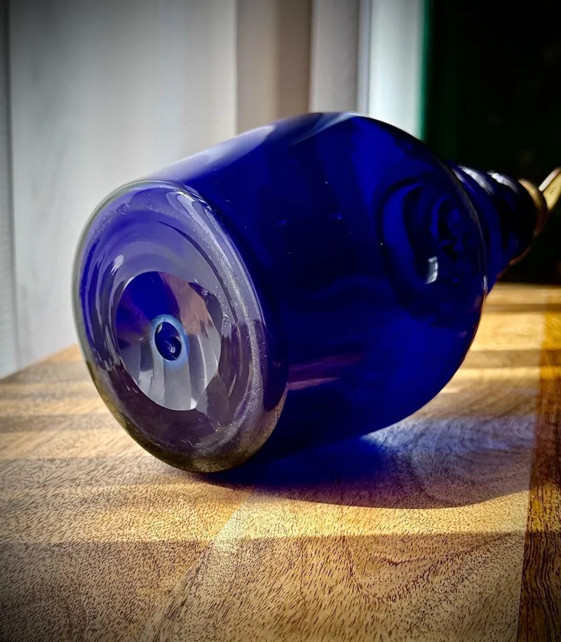 Pamono Georgian Blue Glass Rum Decanter with Engraved Decoration, 1780s-1800s> Bottles, Carafes & Jugs