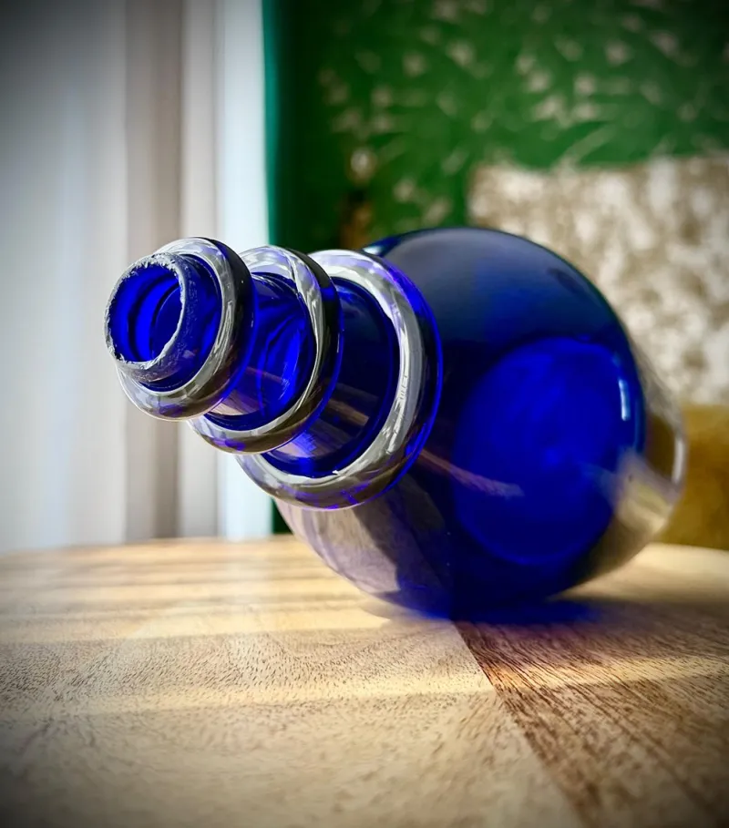 Pamono Georgian Blue Glass Rum Decanter with Engraved Decoration, 1780s-1800s> Bottles, Carafes & Jugs