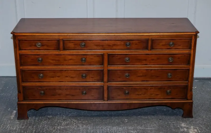 Pamono Georgian Burr Walnut Sideboard by H.G. Hudson> Sideboards & Buffets