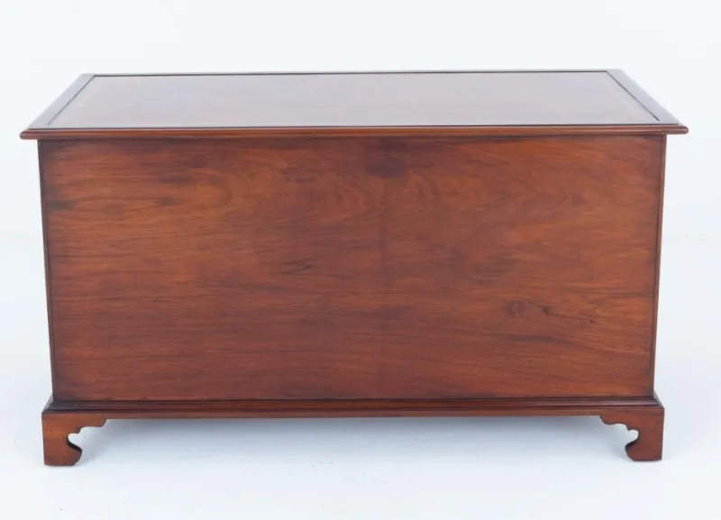 Sale Pamono Georgian Desk in Mahogany