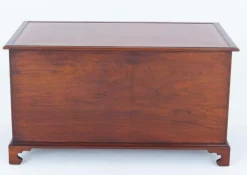 Sale Pamono Georgian Desk in Mahogany