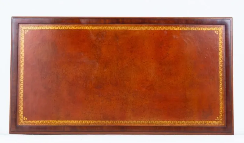 Sale Pamono Georgian Desk in Mahogany