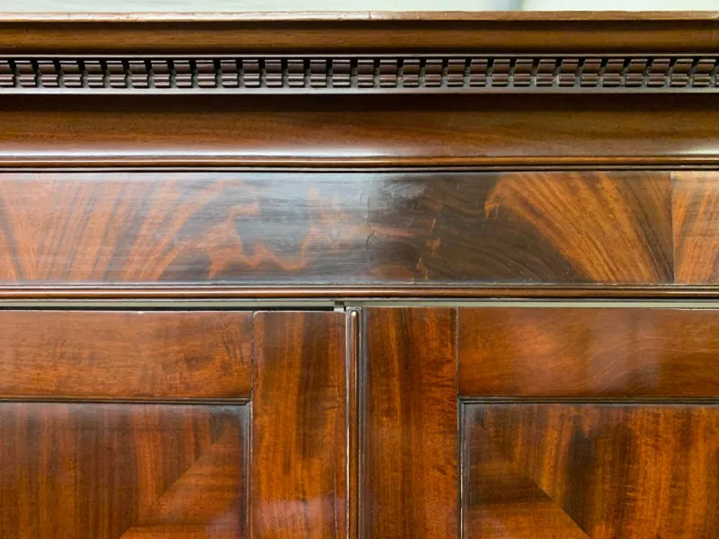 Best Pamono Georgian Inlaid Mahogany Wardrobe, 1810