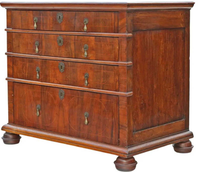 Outlet Pamono Georgian Inlaid Walnut Chest of Drawers, 1720s