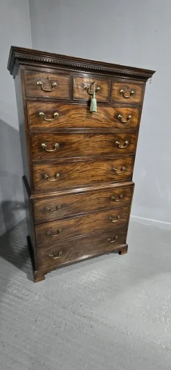 Hot Pamono Georgian Mahogany Chest on Chest of Drawers, 1750s