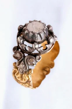 Outlet Pamono Georgian Rose-Cut Diamond Solitaire Ring in 18-Karat Gold and Silver, 1790