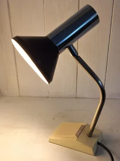 Pamono German Adjustable Desk Lamp with Cream-Colored Plastic Base, Chrome-Plated Metal Frame and Black Reflector Shade from Hoffmeister Leuchten, 1970s> Table Lamps