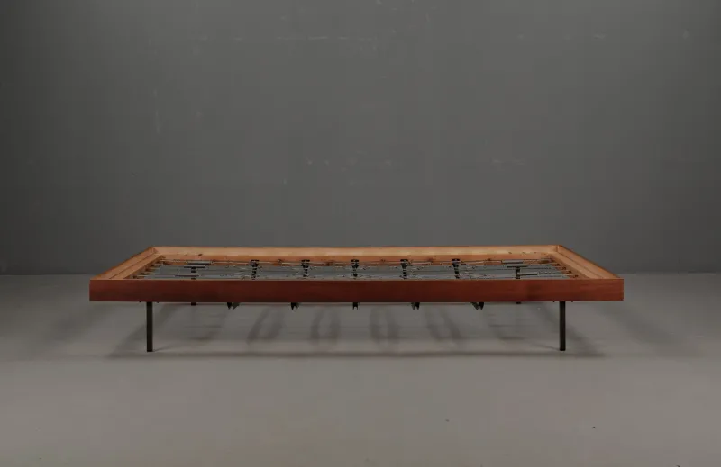 Pamono German Bauhaus Oak Daybed, 1960s> Daybeds & Chaises Lounges