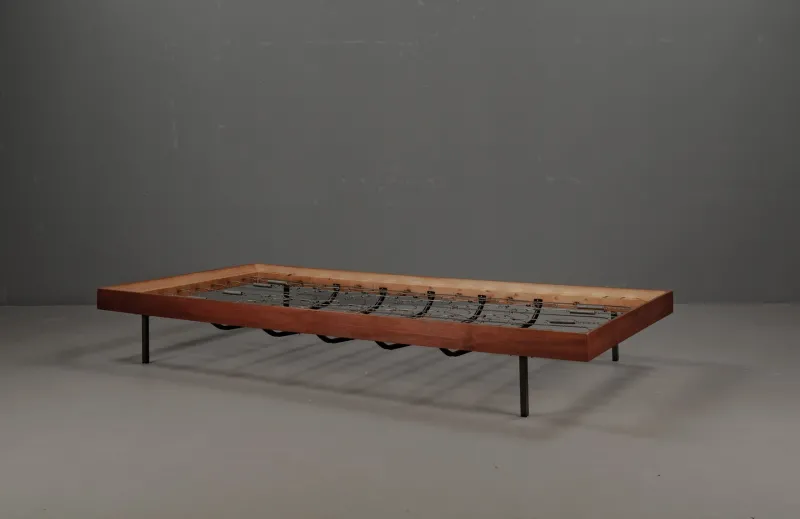Pamono German Bauhaus Oak Daybed, 1960s> Daybeds & Chaises Lounges