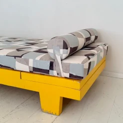 Online Pamono German Bauhaus Yellow Daybed, 1920s