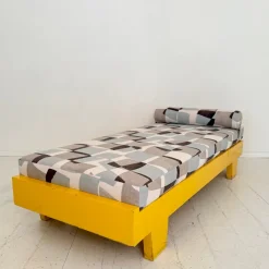 Online Pamono German Bauhaus Yellow Daybed, 1920s