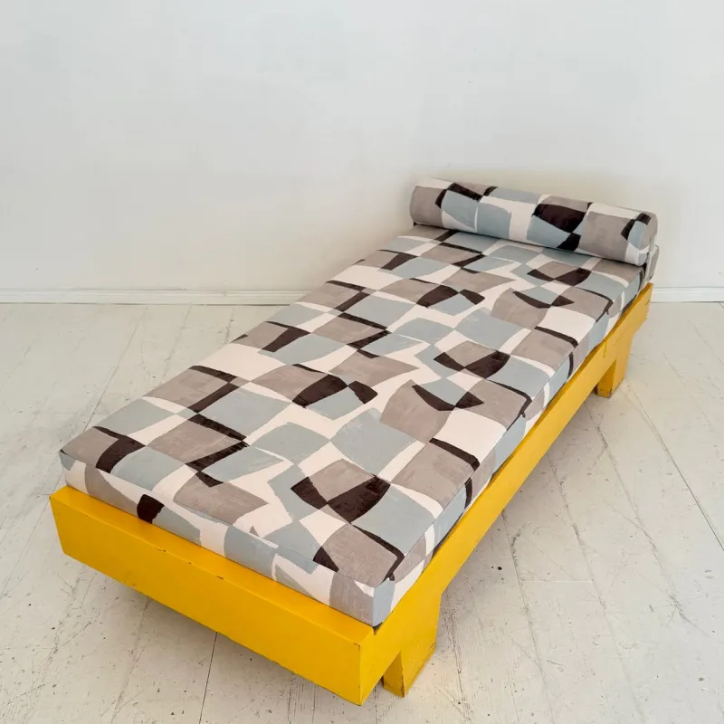 Online Pamono German Bauhaus Yellow Daybed, 1920s