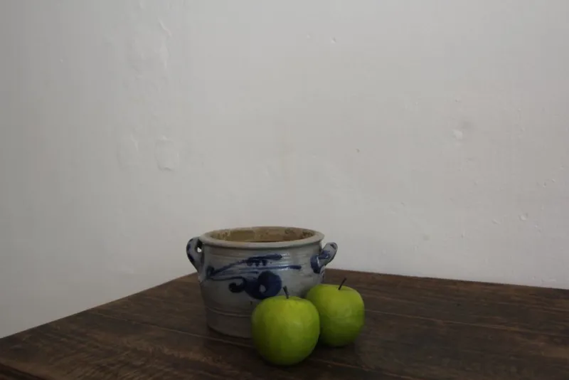 Pamono German Folk Art Grey and Cobalt Blue Stoneware Jar, 1890s> Bottles, Carafes & Jugs