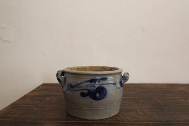 Pamono German Folk Art Grey and Cobalt Blue Stoneware Jar, 1890s> Bottles, Carafes & Jugs