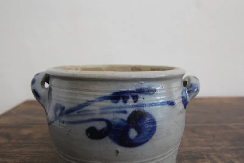 Pamono German Folk Art Grey and Cobalt Blue Stoneware Jar, 1890s> Bottles, Carafes & Jugs