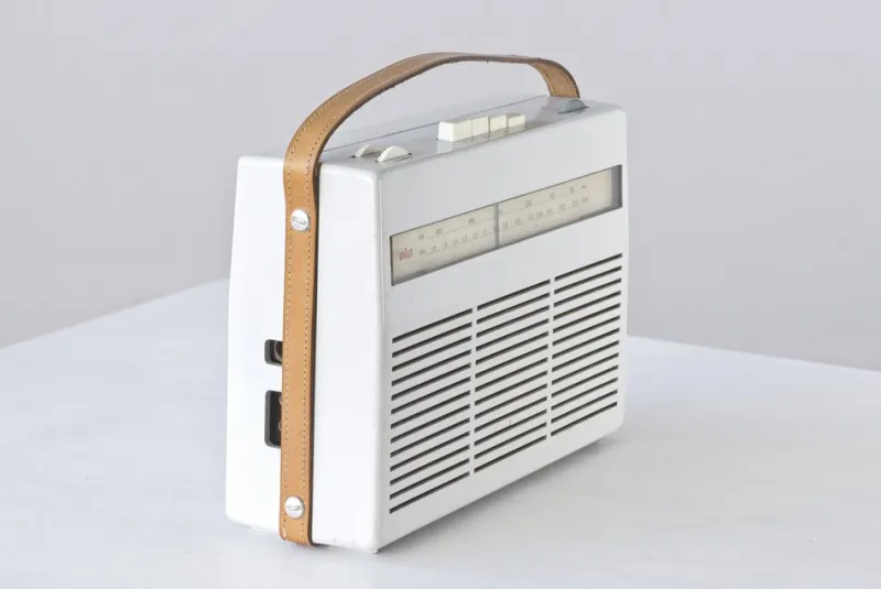 Pamono German Portable Transistor 1 Radio by Dieter Rams for Braun, 1957> Electronics