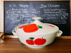 Pamono German Red Apple Print Porcelain Soup from Colditz GDR, 1990s> Serving Dishes