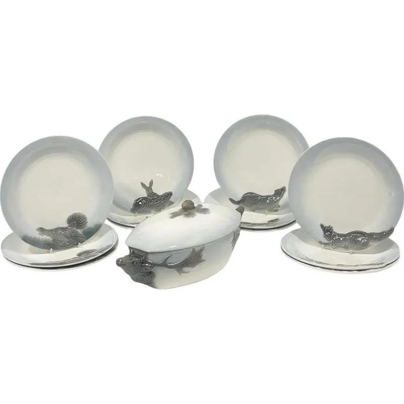 Pamono German Wächtersbach Hunting Plates and Tureen attributed to Carl Bull, 1910s, Set of 13> Serving Dishes
