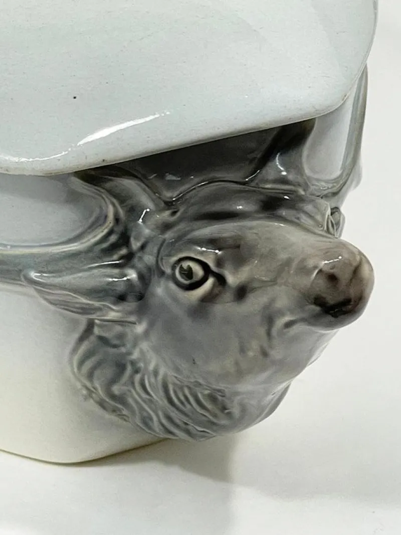 Pamono German Wächtersbach Hunting Plates and Tureen attributed to Carl Bull, 1910s, Set of 13> Serving Dishes