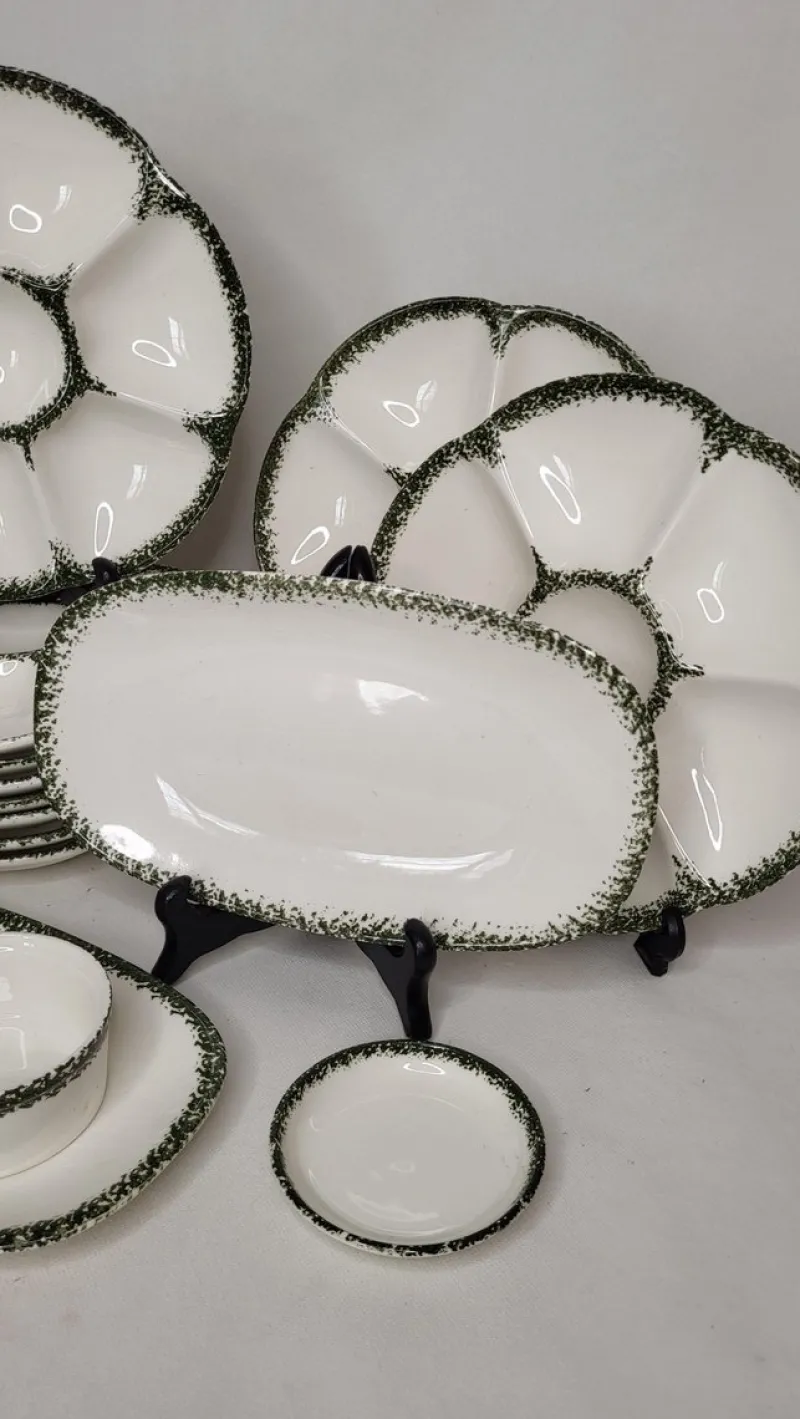 Pamono Gien Earthenware Oyster Service, 1960s, Set of 14> Dinner Plates & Bowls