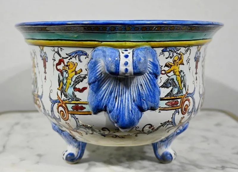Pamono Gien Earthenware Planter in Renaissance Style, Early 20th Century> Planters And Jardiniere