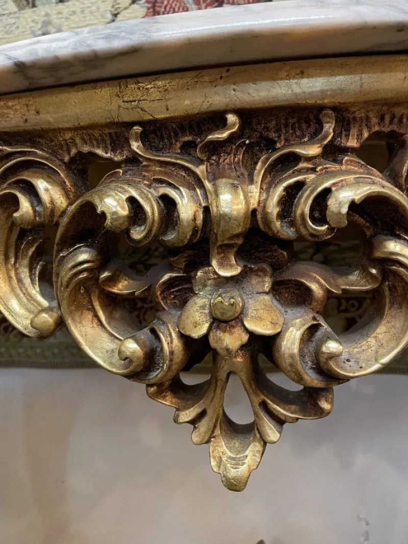 Pamono Gilt Wood Console Table with Shaped Marble Top> Console Tables