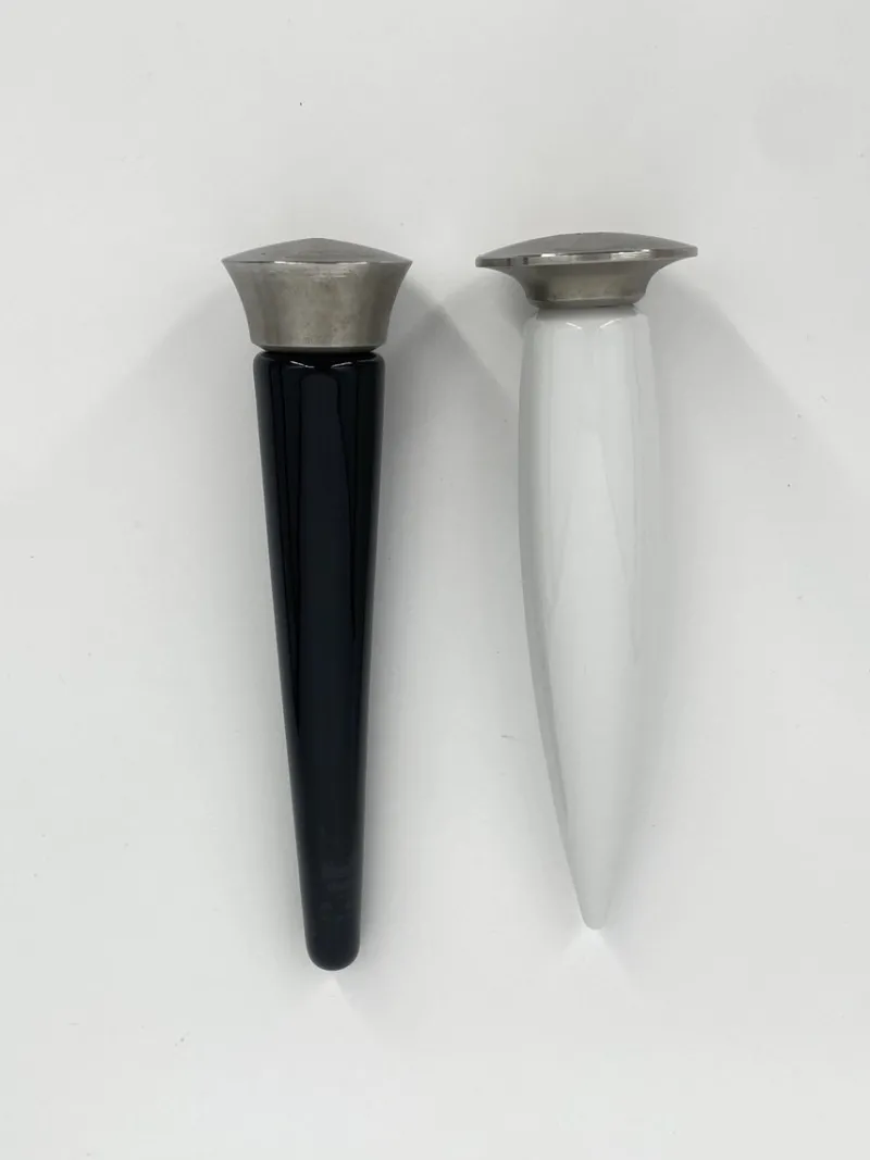Pamono Ginger & Fred Salt and Pepper Shakers by Michele De Lucchi for Rosenthal, Germany, 1990s, Set of 2> Salt & Pepper Shakers