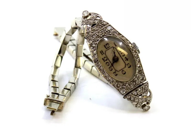 Pamono Gold and Platinum Watch with Cut-Out Case, Brilliant-Cut Diamonds and Double Parallel Bracelet> Watches