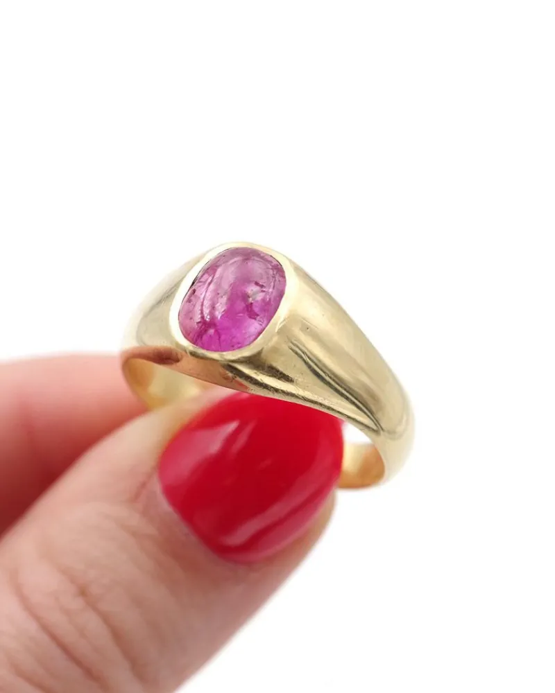 New Pamono Gold and Ruby Band Ring