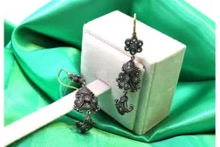 Pamono Gold and Silver Earrings with Diamond Chips, Set of 2><noscript><img width=