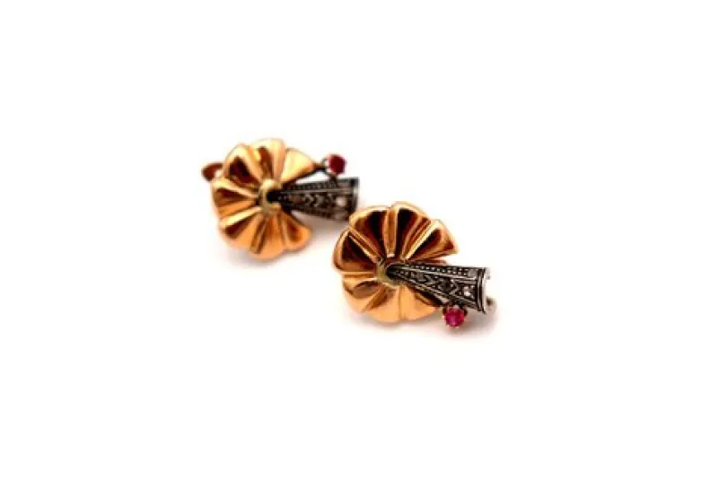 Pamono Gold and Silver Earrings with Relief and Diamond Chips with Garnet Stones, Set of 2> Earrings
