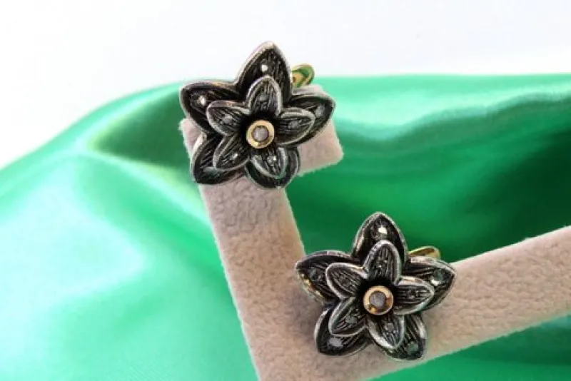 Pamono Gold and Silver Flower-Shaped Earrings with Zirconia and Diamond Chips, Set of 2