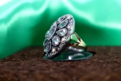 Pamono Gold and Silver Ring with Teardrop and Pear Cut Zirconias><noscript><img width=