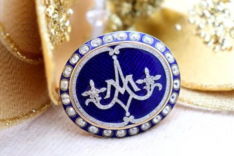 Online Pamono Gold Brooch with Diamond Chips