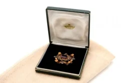 Pamono Gold Brooch with Diamond Reliefs and Chips